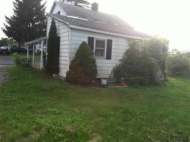 2 Burns Bridge Road Stillwater, NY 12170 - Photo 3 of 11 Photo 3