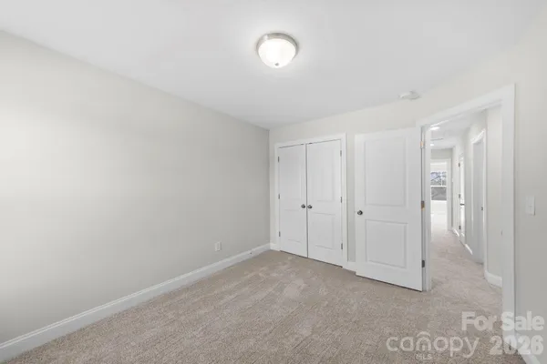 a view of utility room