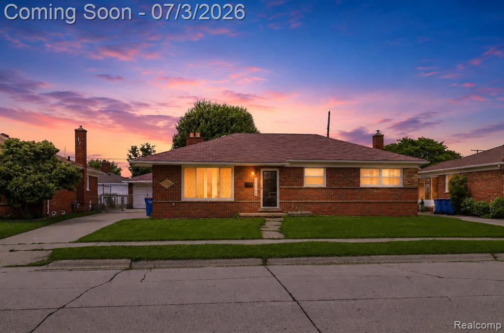 11085 Busch Avenue Warren, MI 48089 - Photo 1 of 28