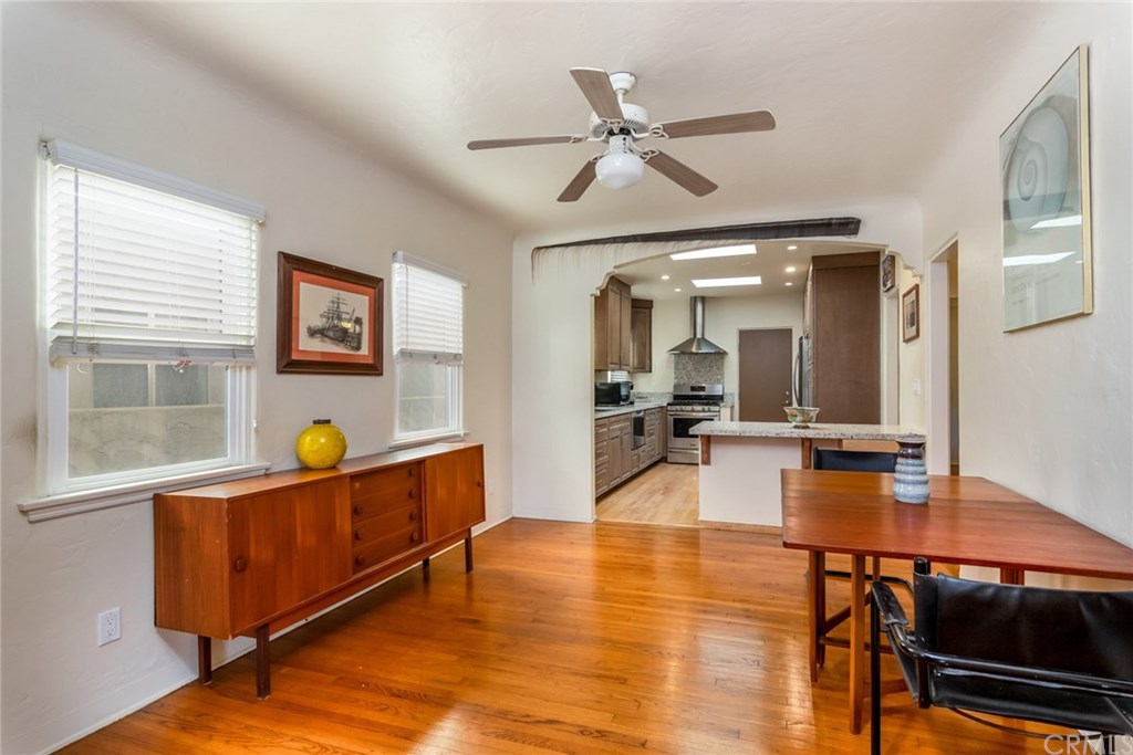 144 North Loreta Walk Long Beach, CA 90803 - Photo 6 of 19