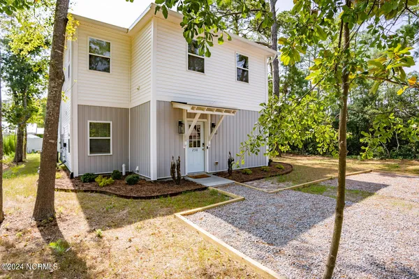 $685,000 | 238 Northeast 70th Street, Oak Island, NC 28465