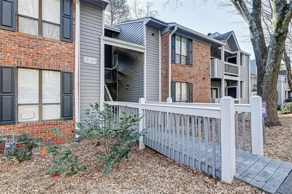 $1,950 | 527 Warm Springs Circle, Roswell, GA 30075