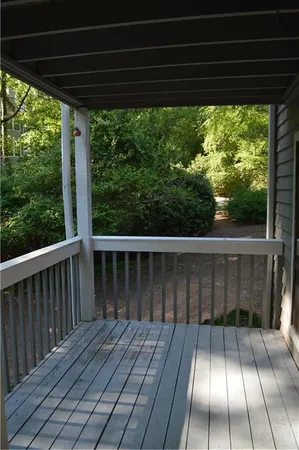 $1,950 | 527 Warm Springs Circle, Roswell, GA 30075