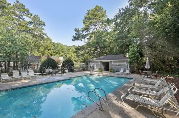 $1,950 | 527 Warm Springs Circle, Roswell, GA 30075