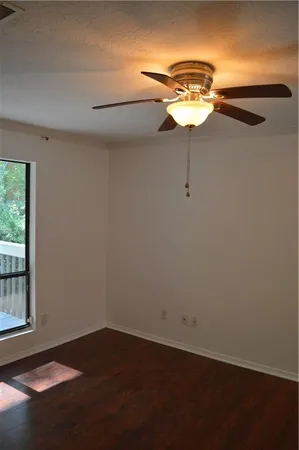 $1,950 | 527 Warm Springs Circle, Roswell, GA 30075