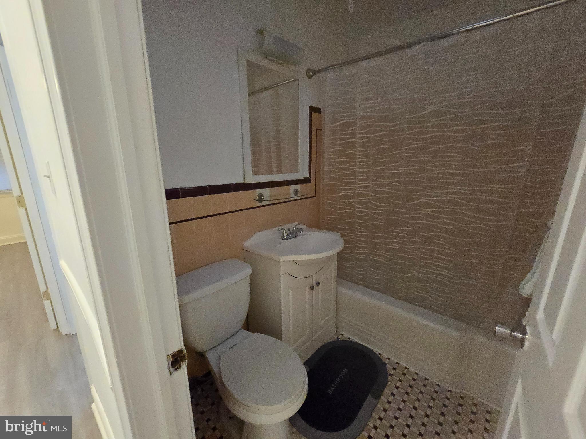 4529 Loring Street Philadelphia, PA 19136 - Photo 20 of 29