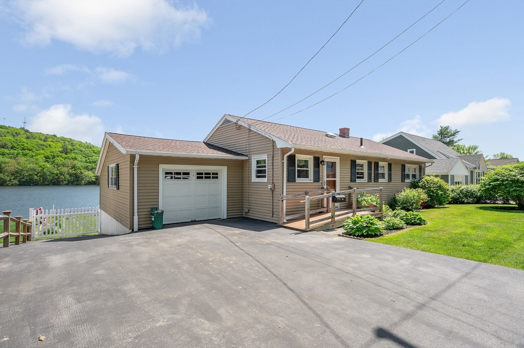 93 Whitehall Road Amesbury, MA 01913 - Photo 1 of 39 Gallery Image 1