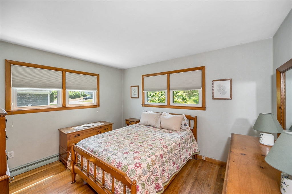 93 Whitehall Road Amesbury, MA 01913 - Photo 7 of 39 Gallery Image 7