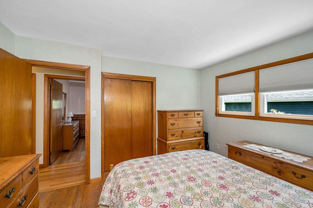 93 Whitehall Road Amesbury, MA 01913 - Photo 9 of 39 Gallery Image 9