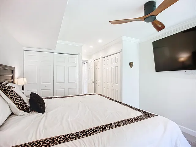 $224,900 | 2220 Bahia Vista Street, Unit G4, Sarasota, FL 34239