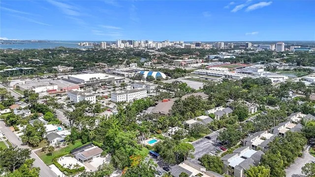 $224,900 | 2220 Bahia Vista Street, Unit G4, Sarasota, FL 34239