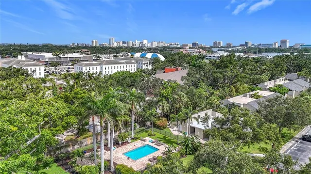 $224,900 | 2220 Bahia Vista Street, Unit G4, Sarasota, FL 34239