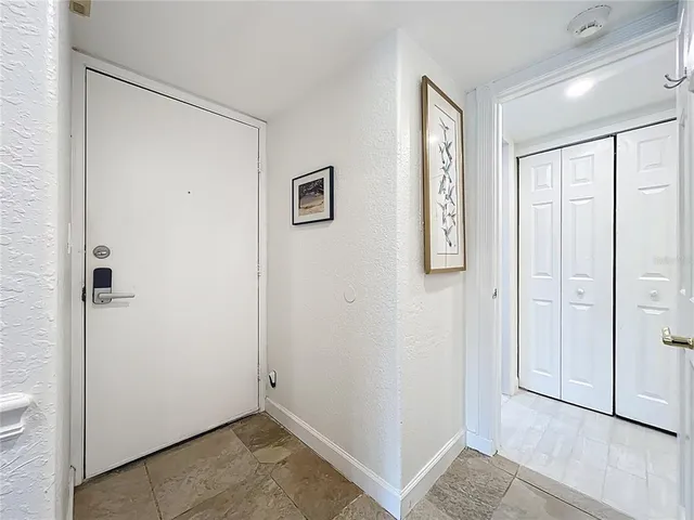 $224,900 | 2220 Bahia Vista Street, Unit G4, Sarasota, FL 34239