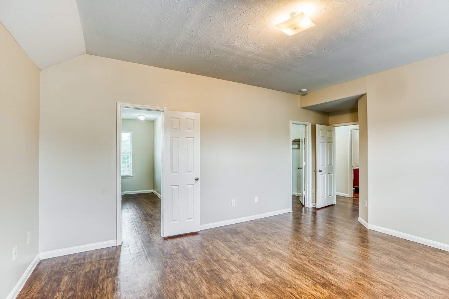 12631 Mountain Daisy Road Houston, TX 77038 - Photo 11 of 17