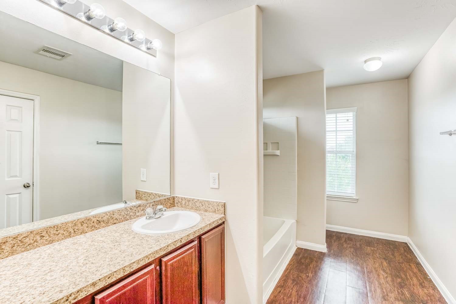 12631 Mountain Daisy Road Houston, TX 77038 - Photo 12 of 17