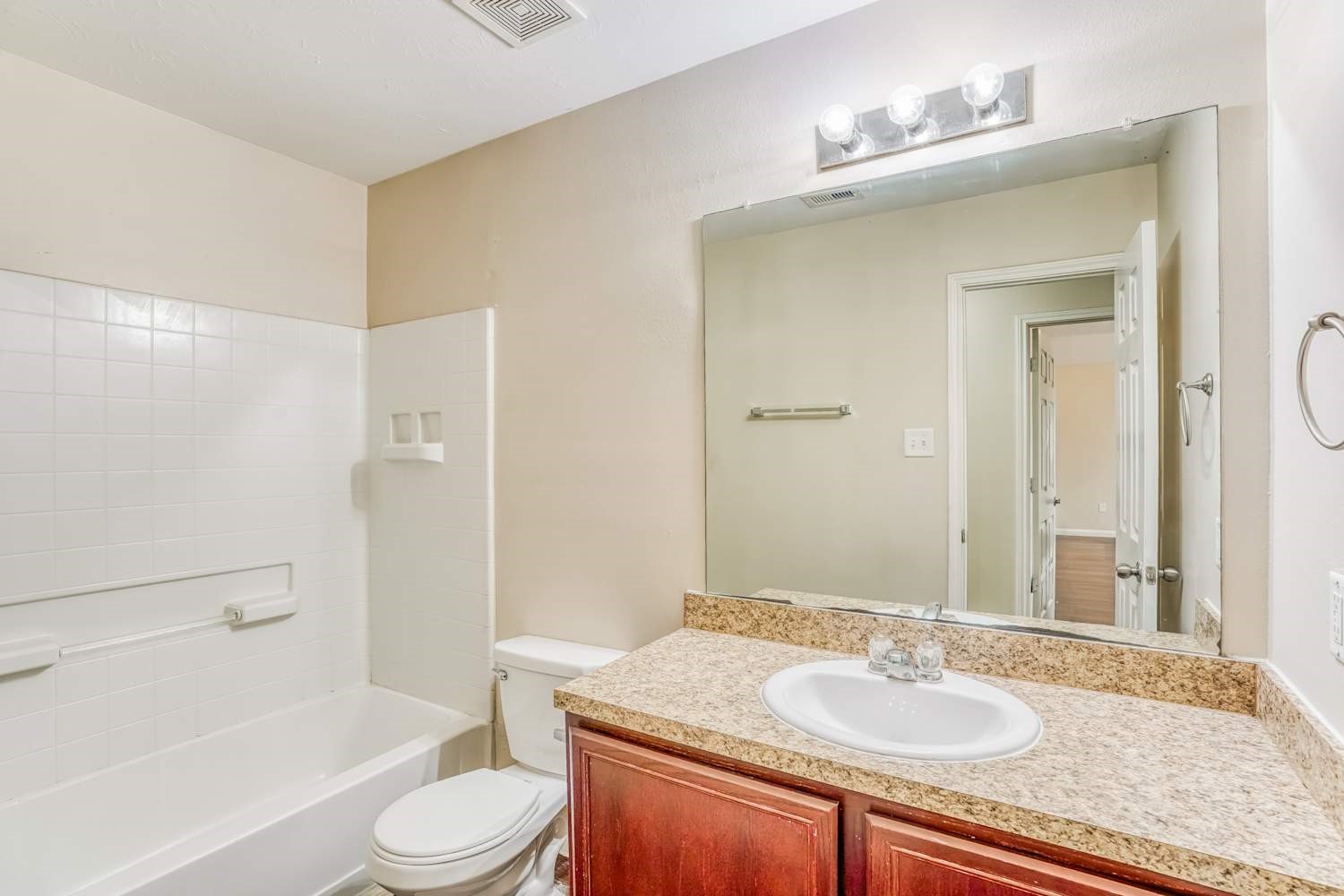 12631 Mountain Daisy Road Houston, TX 77038 - Photo 16 of 17