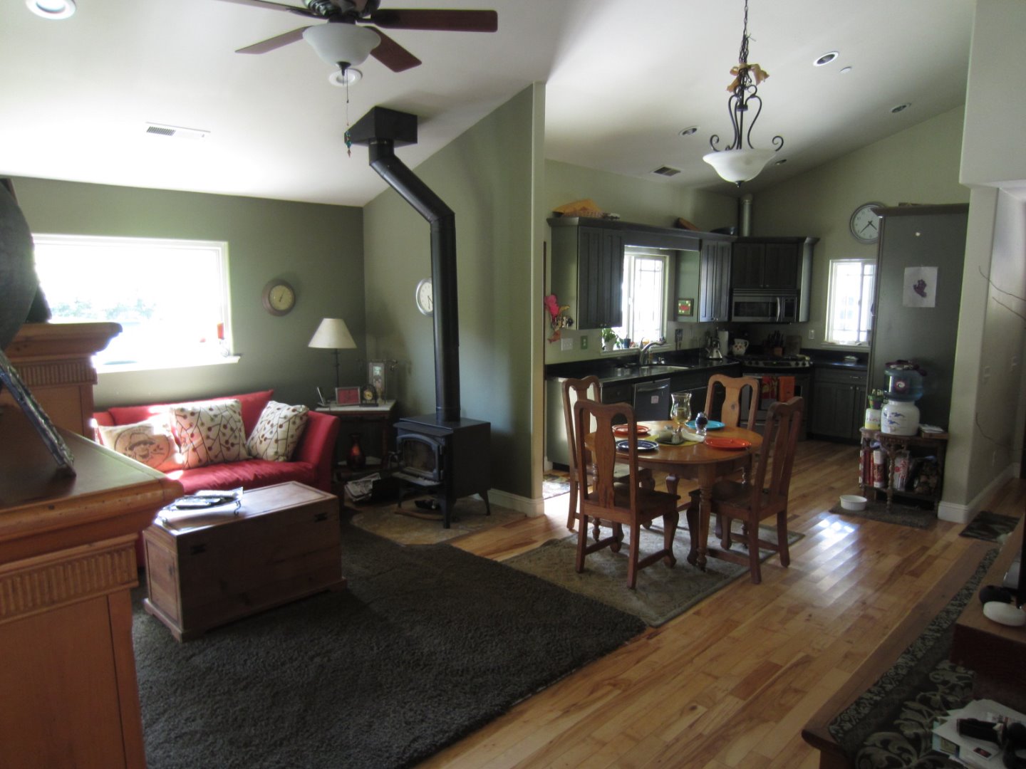 475 Flume Road Aptos, CA 95003 - Photo 14 of 26 Gallery Image 14