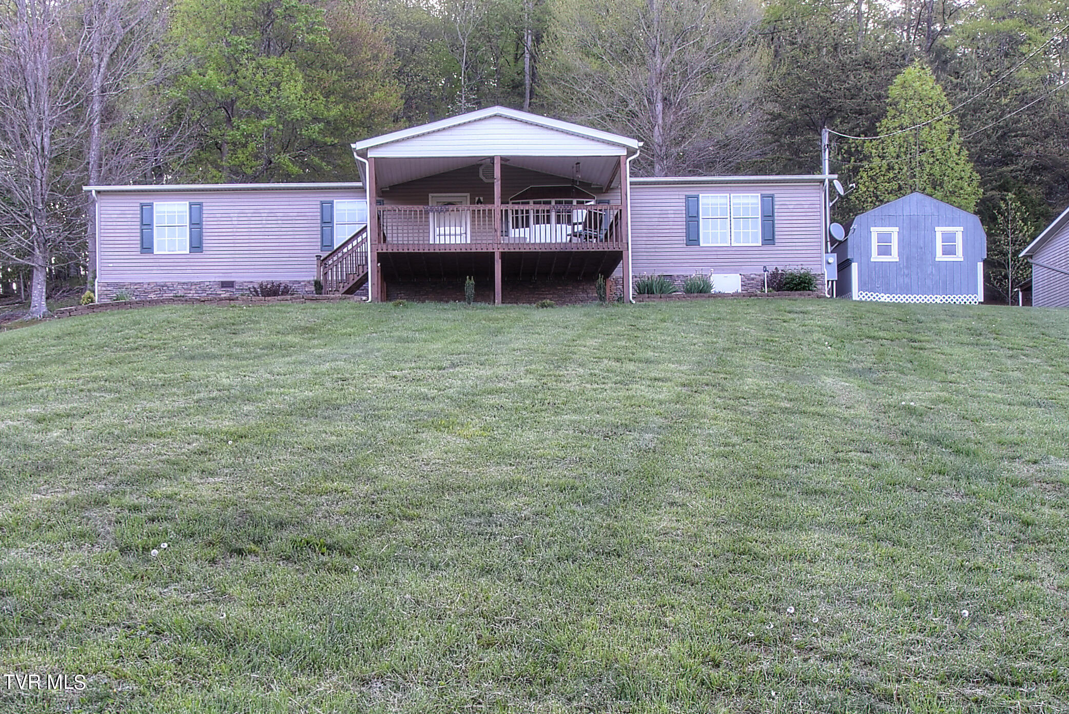 115 Campbell Rash Road Elizabethton, TN 37643 - Photo 1 of 39 DSC_0007_08_09_10_11_12