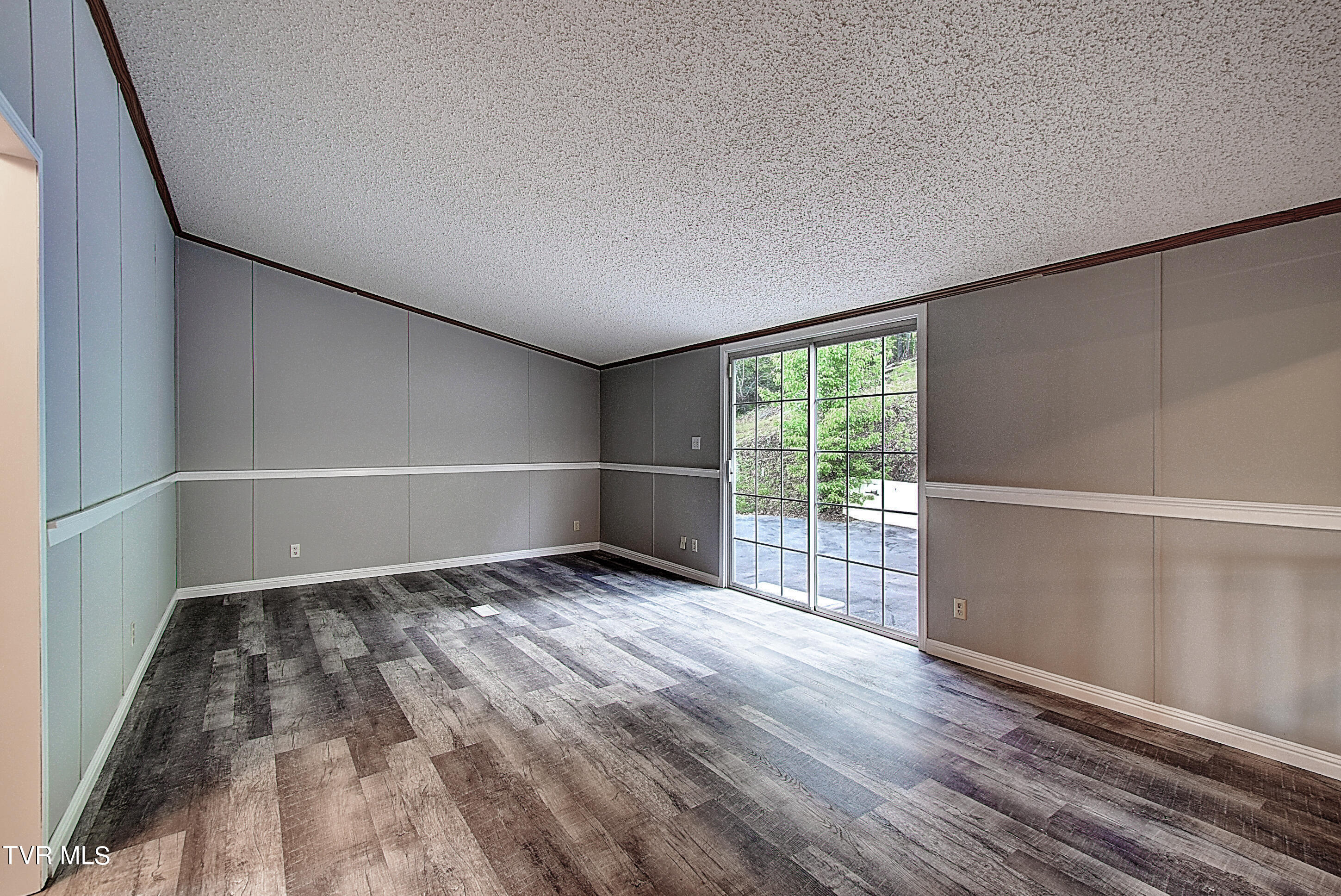 115 Campbell Rash Road Elizabethton, TN 37643 - Photo 22 of 39 DSC_0328And8more