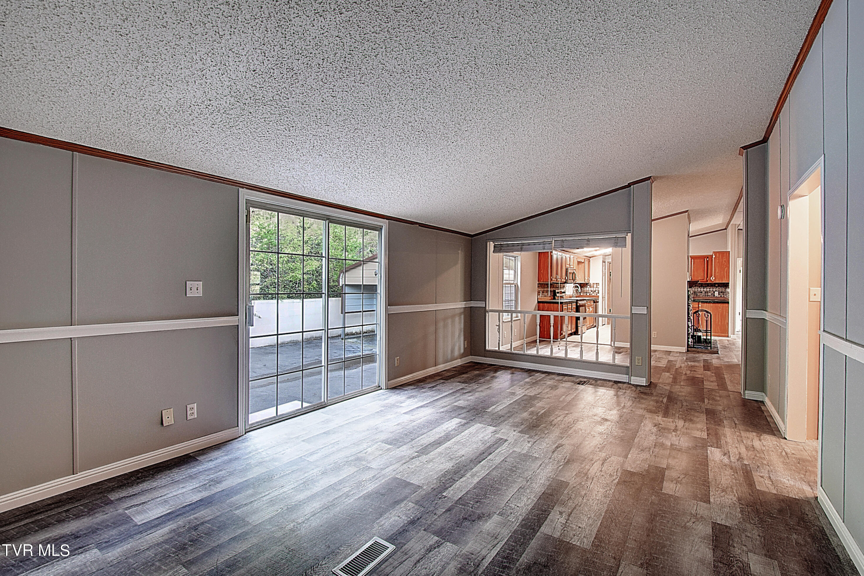 115 Campbell Rash Road Elizabethton, TN 37643 - Photo 24 of 39 DSC_0373And8more