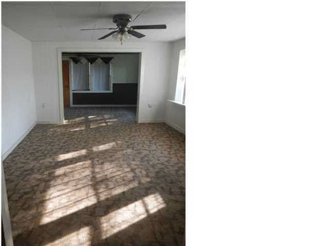 6176 Highway 35 Raleigh, MS 39153 - Photo 3 of 8 Photo 3