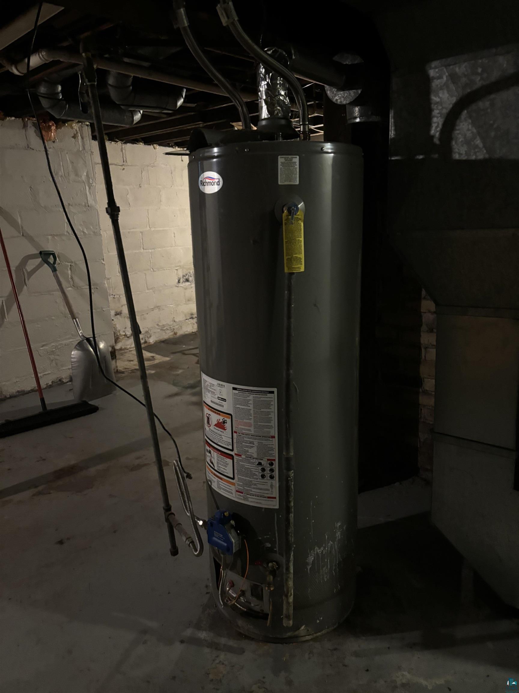 2967 Exeter Street Duluth, MN 55806 - Photo 28 of 31 Water Heater