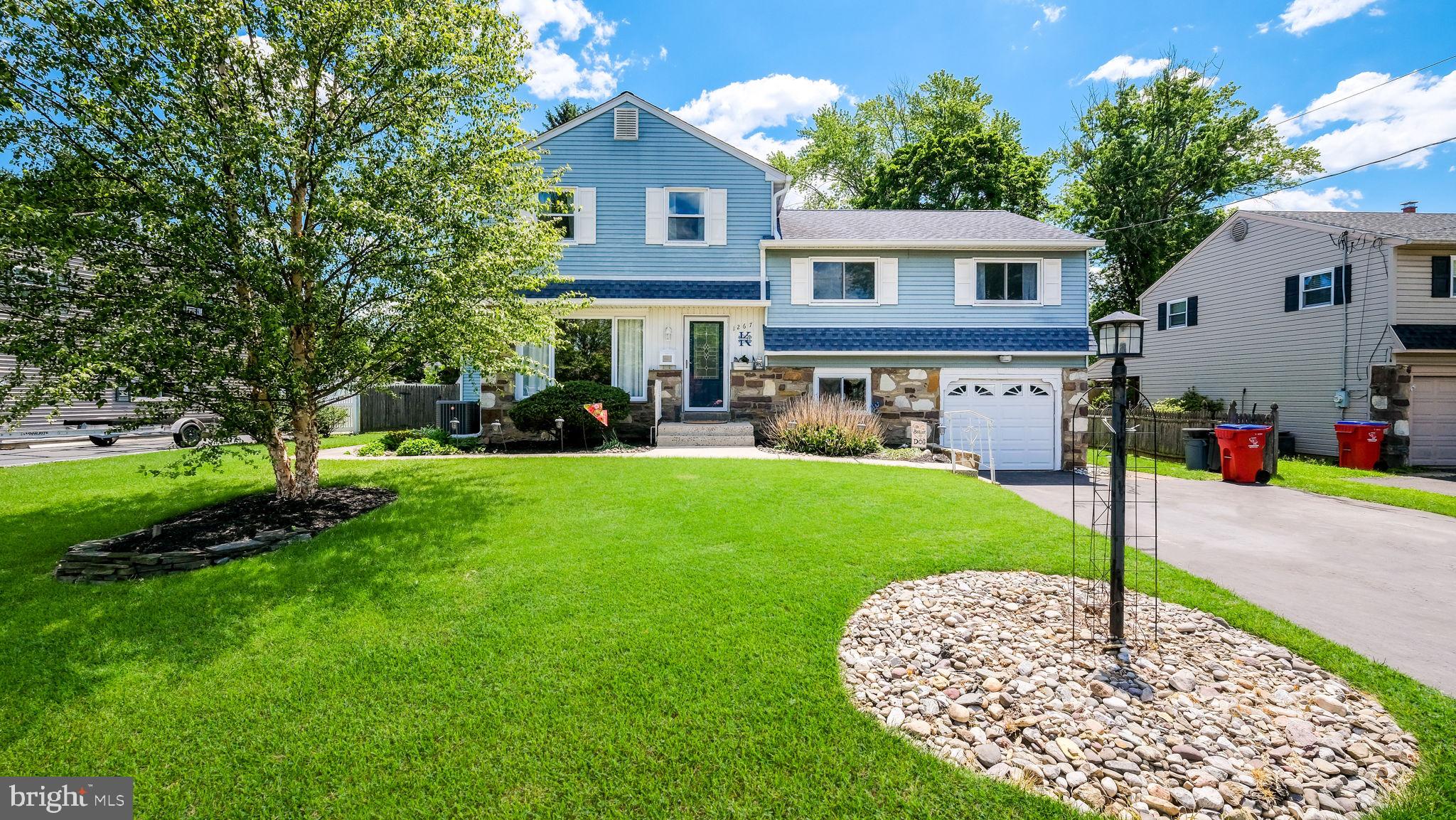 1267 Dahlia Road Warminster, PA 18974 - Photo 3 of 39 Exterior