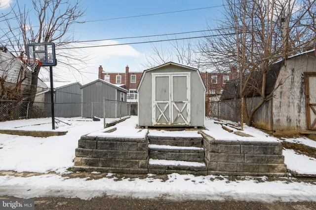 $230,000 | 704 Crescent Drive, Glenolden, PA 19036