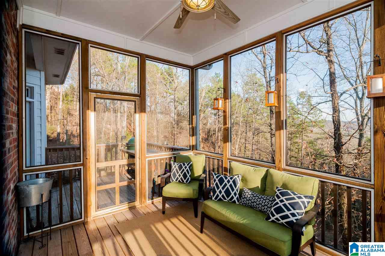 1019 Crest Road Leeds, AL 35094 - Photo 6 of 48 Gallery Image 6
