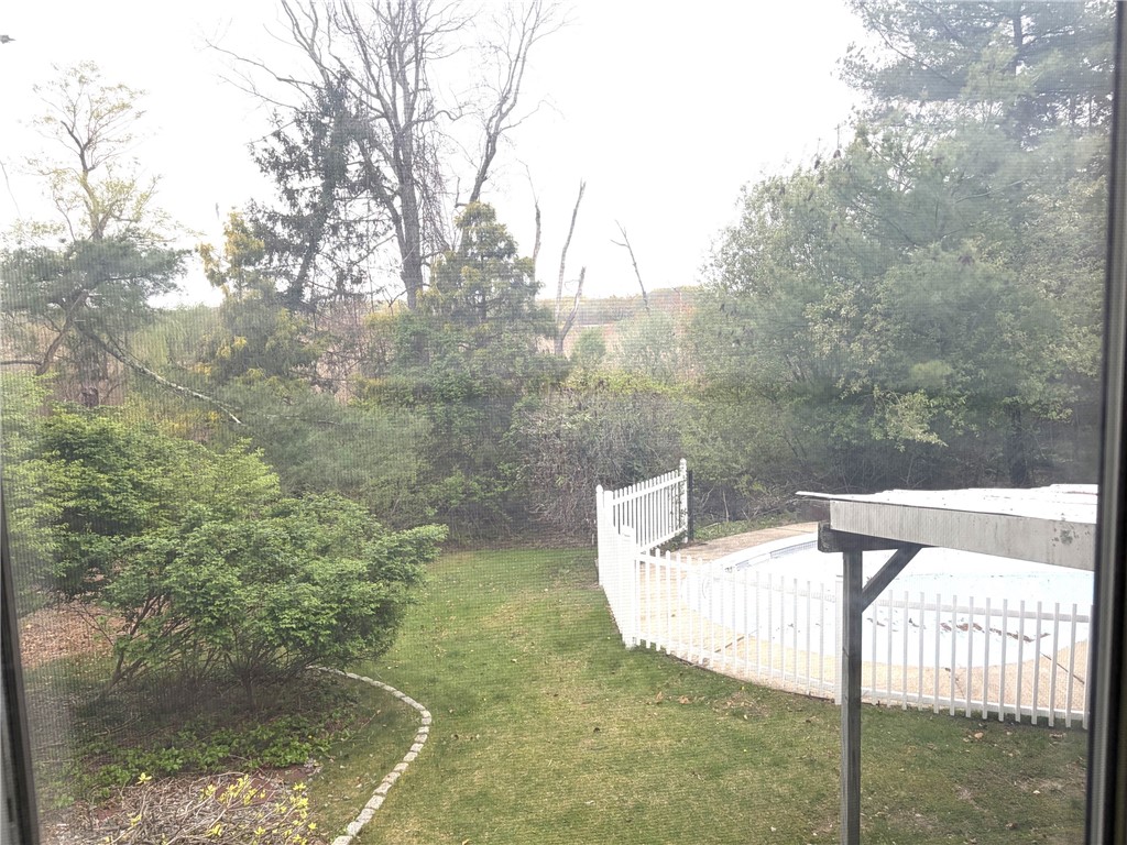 178 Hilton Road Warwick, RI 02889 - Photo 10 of 29