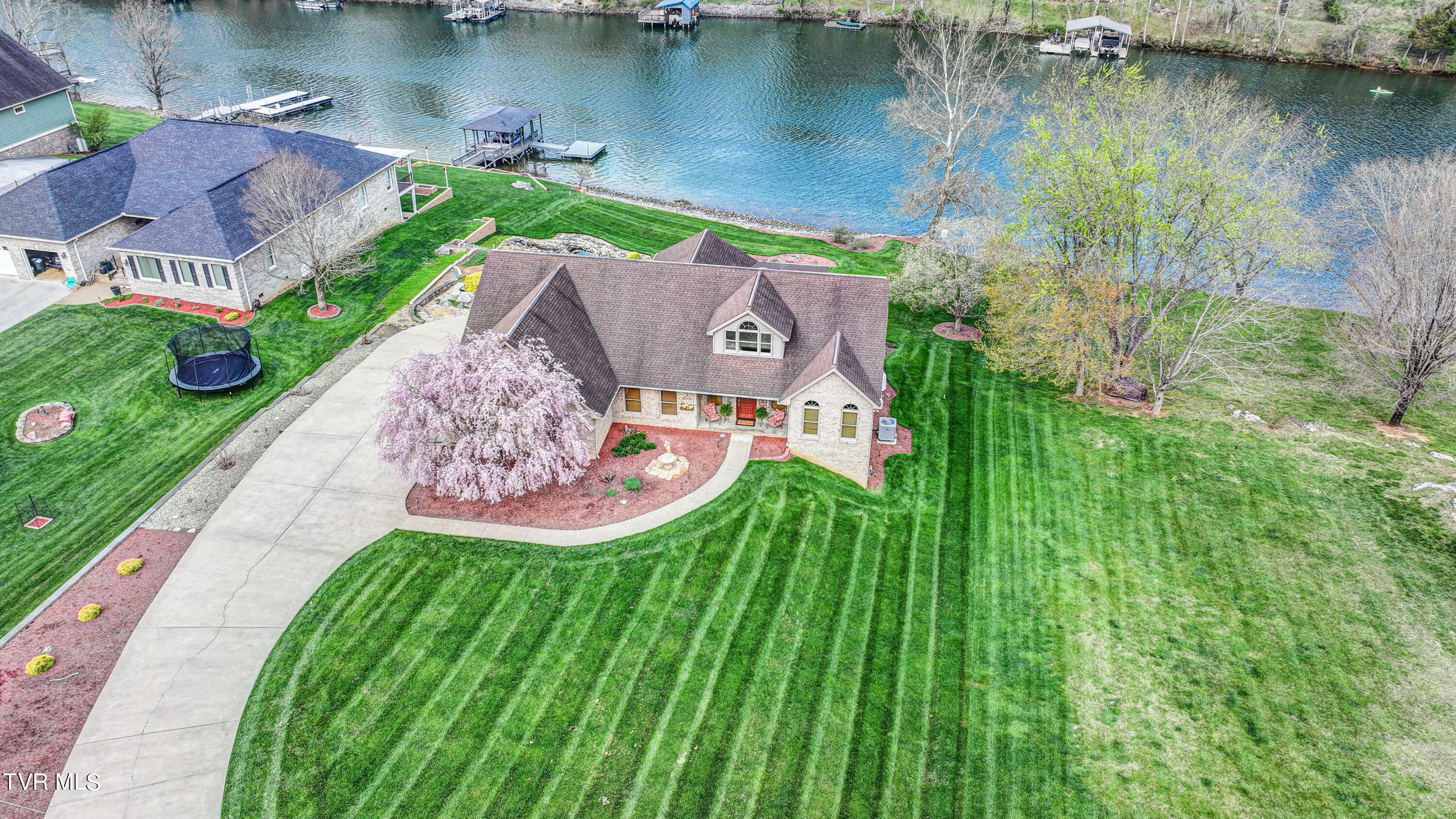 1982 Cooks Valley Road Kingsport, TN 37664 - Photo 4 of 93 DJI_20240402100034_0221_D_2_D_3_D_4_D_5_