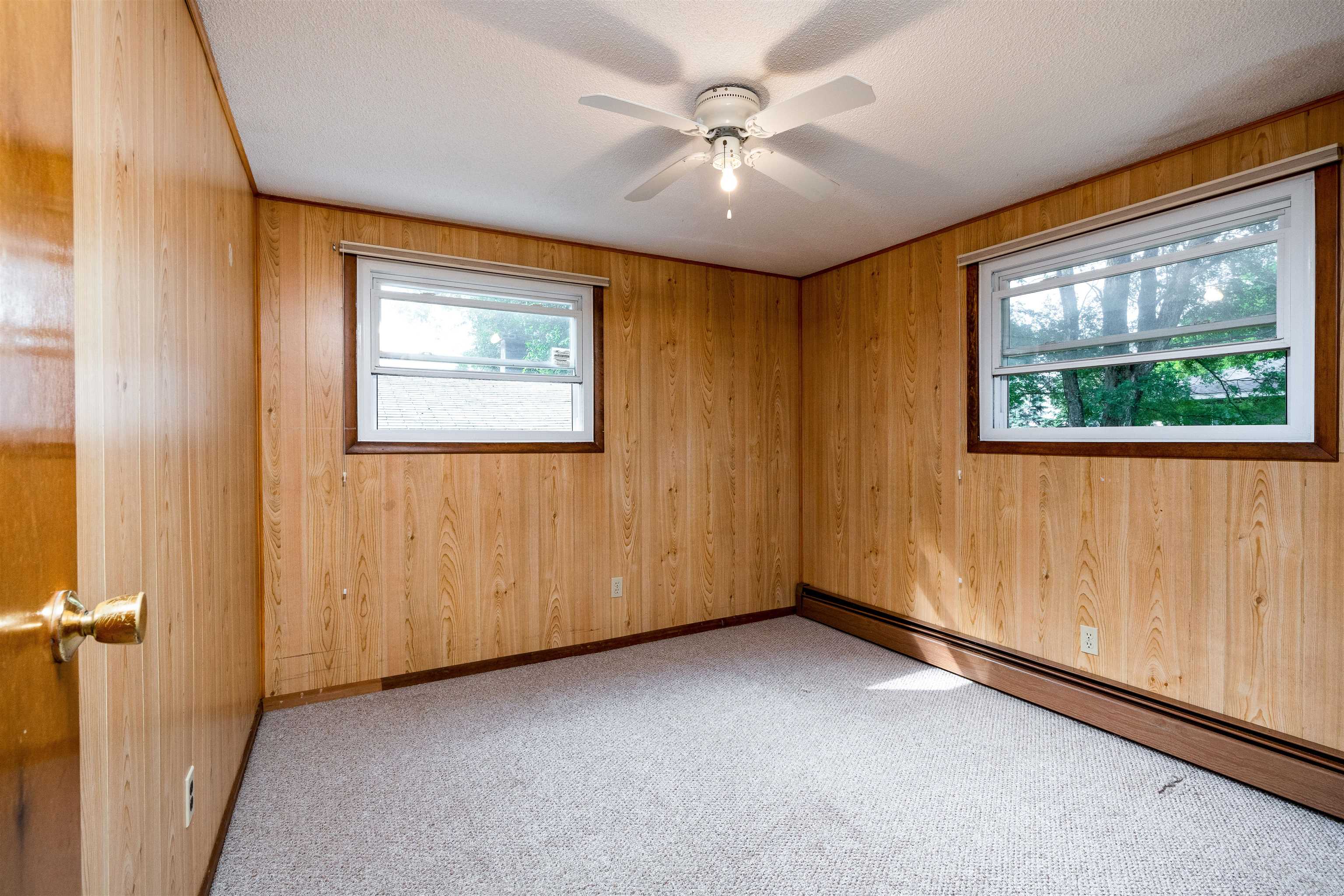 1002 South Herman Road Suttons Bay, MI 49682 - Photo 19 of 28 1905124-18.JPG