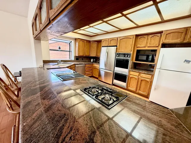 $2,998,000 | 569 Lucerne Way, South Lake Tahoe, CA 96150