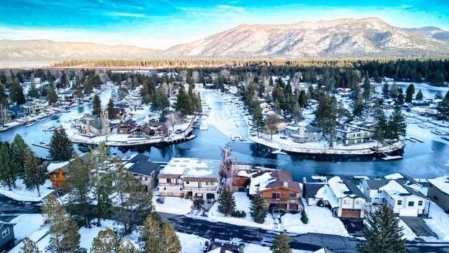 $2,998,000 | 569 Lucerne Way, South Lake Tahoe, CA 96150