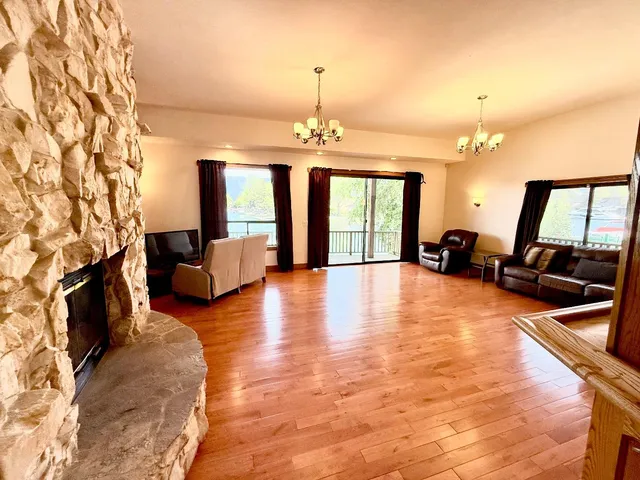 $2,998,000 | 569 Lucerne Way, South Lake Tahoe, CA 96150