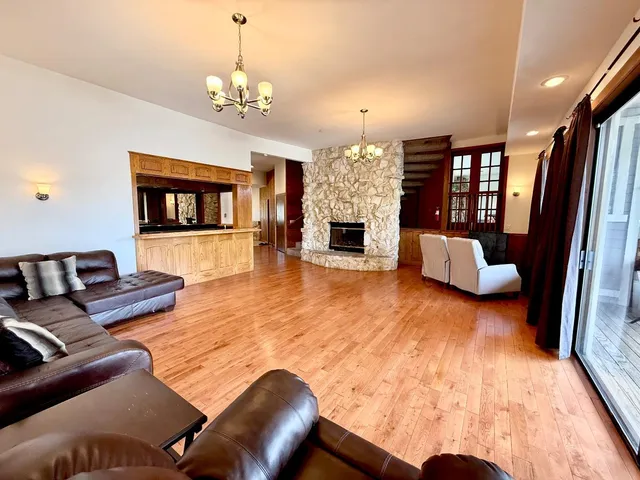 $2,998,000 | 569 Lucerne Way, South Lake Tahoe, CA 96150