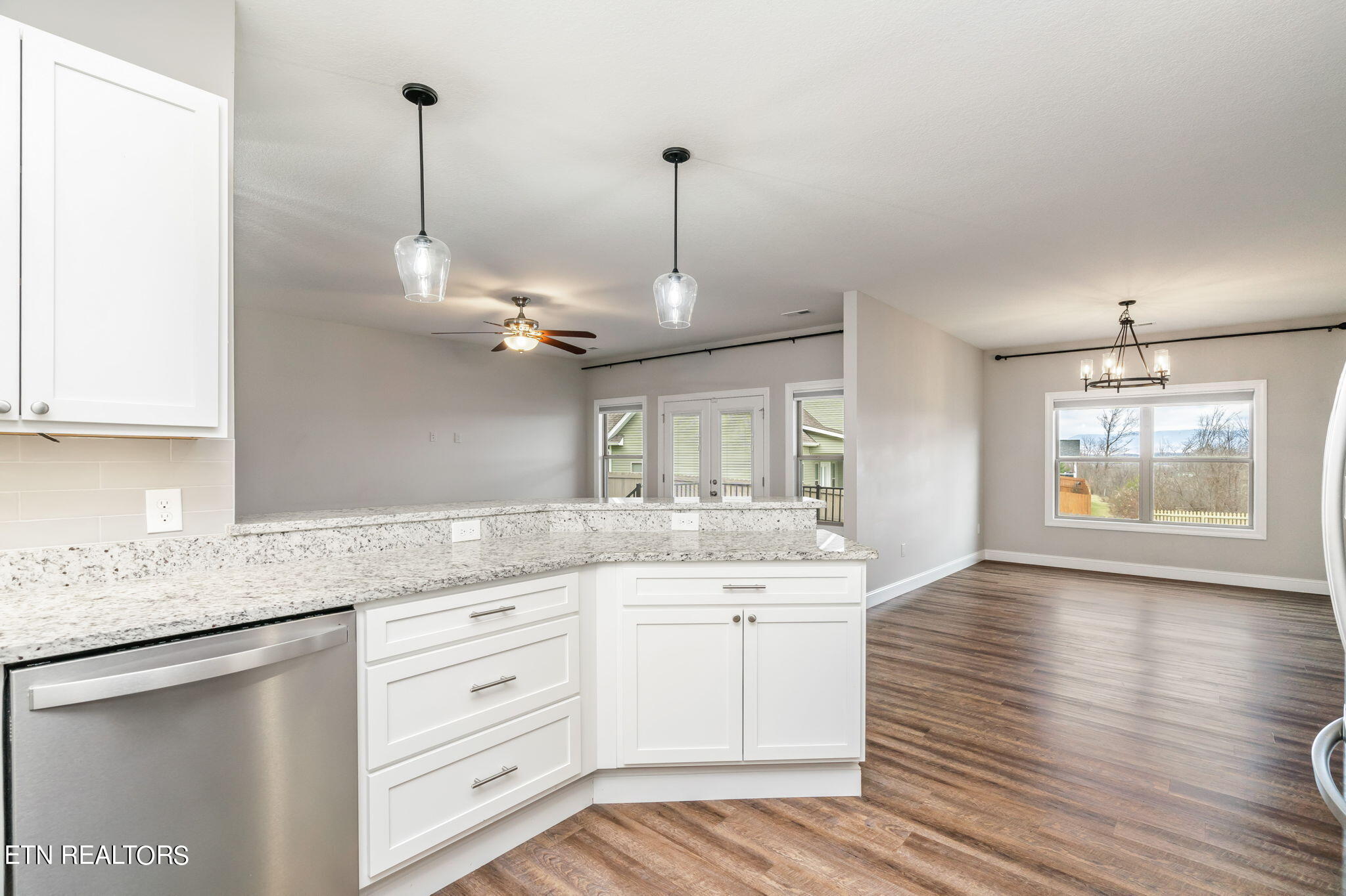 110 Carly Ridge Way Clinton, TN 37716 - Photo 15 of 51 18-web-or-mls-110 Carly Ridge Way-18