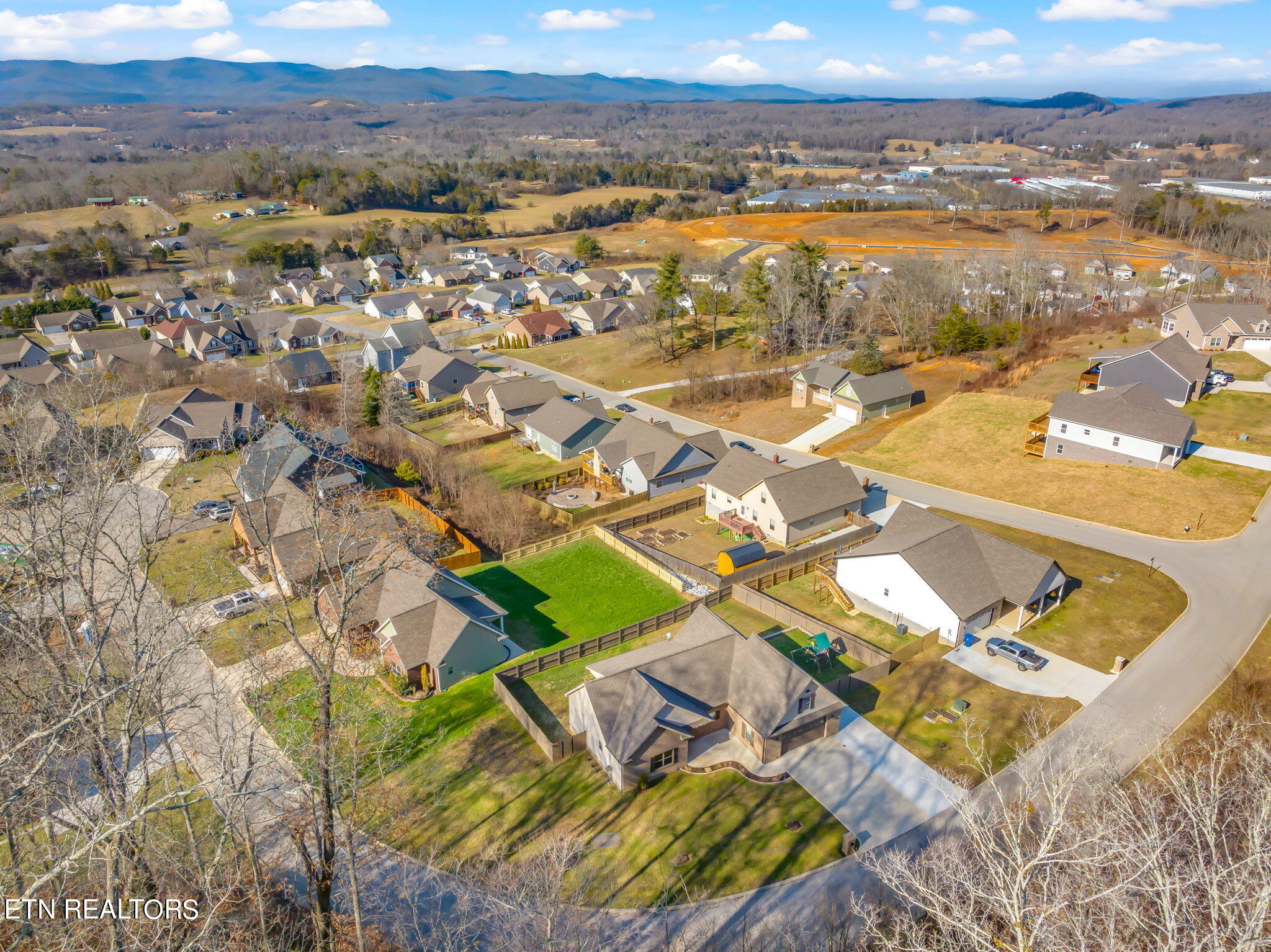 110 Carly Ridge Way Clinton, TN 37716 - Photo 41 of 51 45-web-or-mls-110 Carly Ridge Way-45