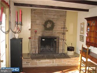 787 North Lewis Road Royersford, PA 19468 - Photo 3 of 7 Living Room