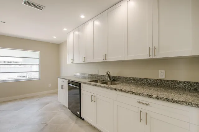 $635,000 | 22710 Family Circle, Boca Raton, FL 33428