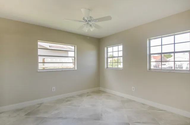 $635,000 | 22710 Family Circle, Boca Raton, FL 33428