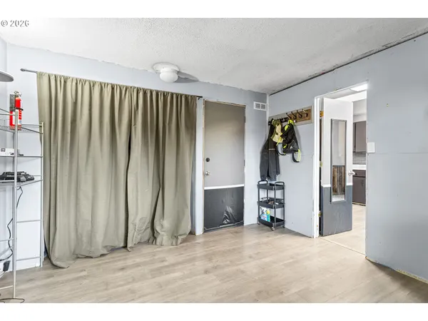 $399,000 | 19726 Southwest Oak Street, Beaverton, OR 97078