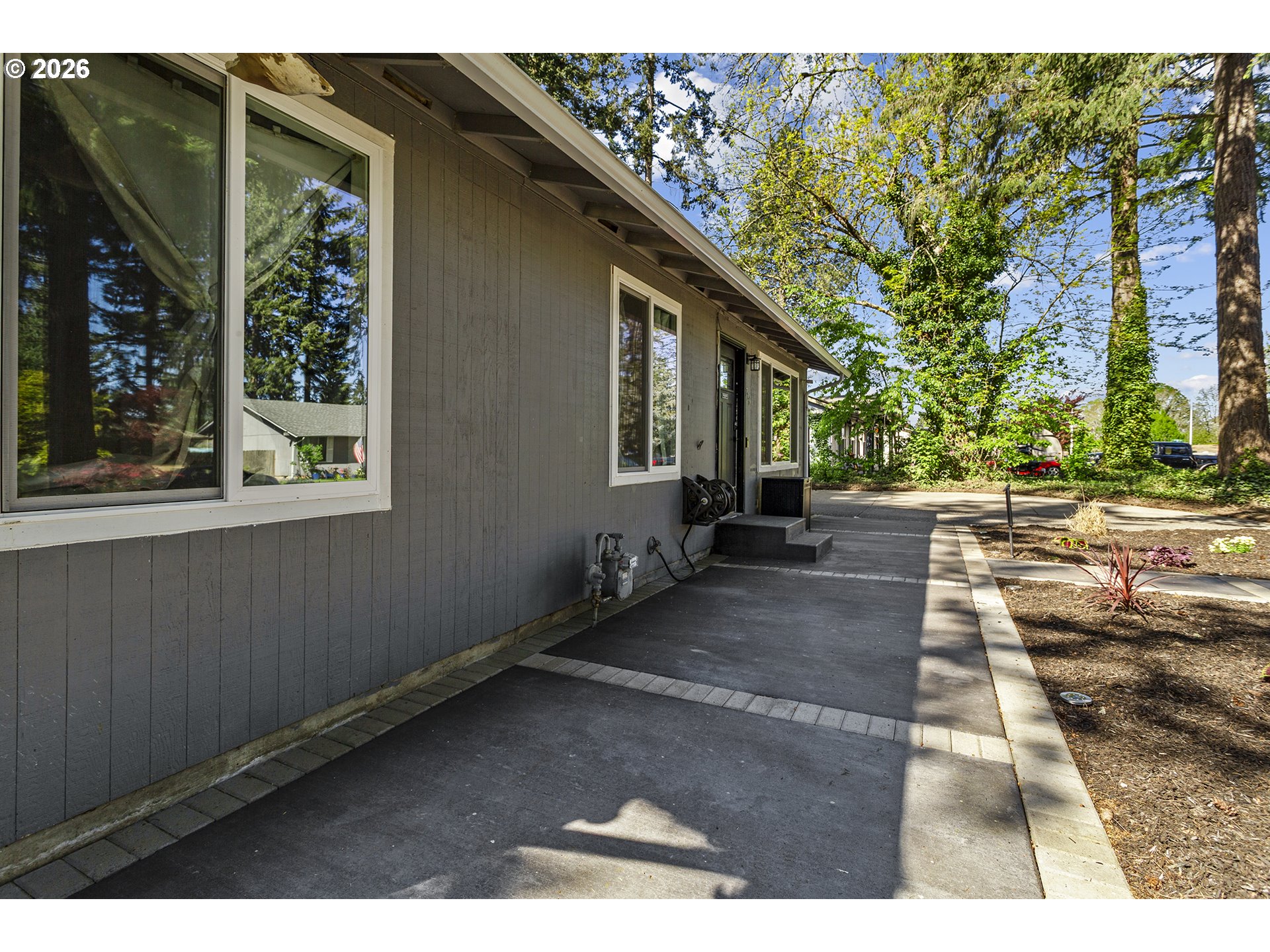 19726 Southwest Oak Street Beaverton, OR 97078 - Photo 6 of 43