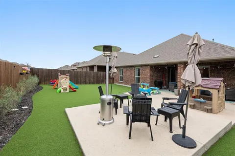 $334,999 | 11028 Los Alamos Drive, Aubrey, TX 76227