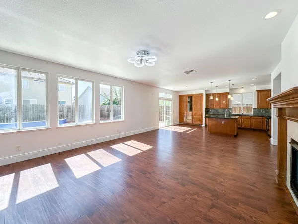 $634,900 | 1444 Mendocino Creek Drive, Patterson, CA 95363