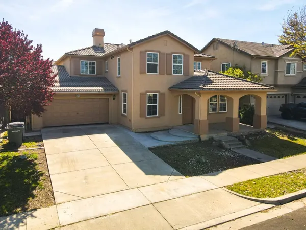 $634,900 | 1444 Mendocino Creek Drive, Patterson, CA 95363