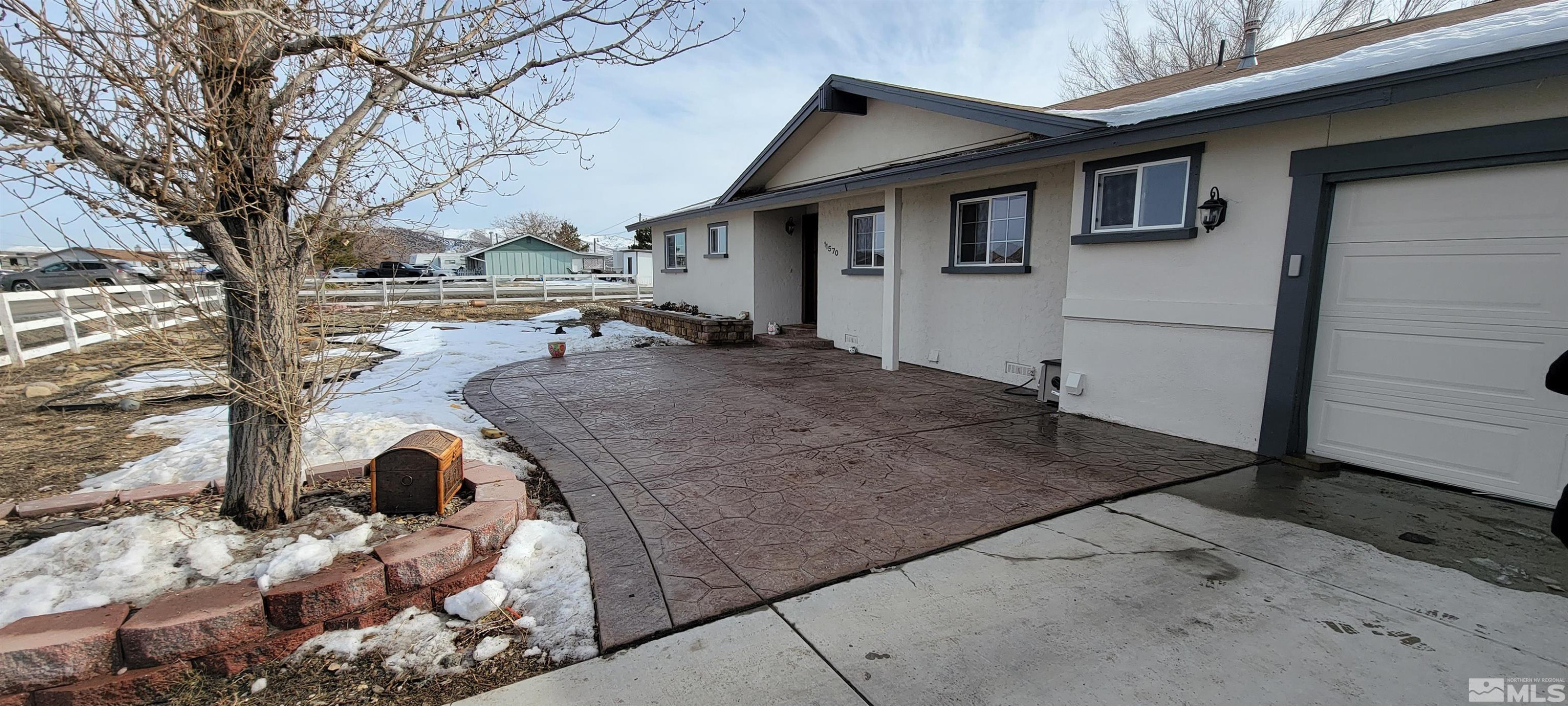 11570 Tupelo Street Reno, NV 89506 - Photo 3 of 31 Photo 3