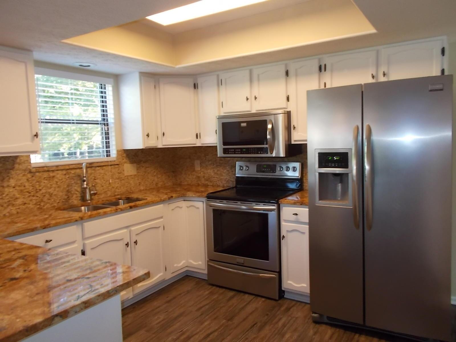 7703 Strathmoore Road Dublin, OH 43016 - Photo 7 of 16 Gallery Image 7