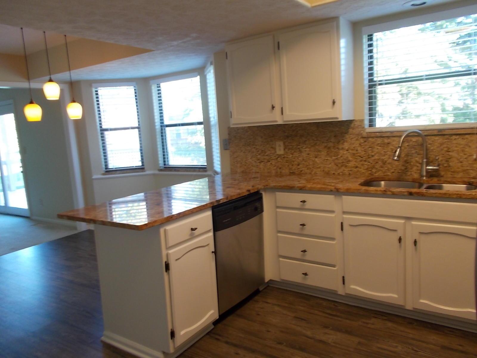 7703 Strathmoore Road Dublin, OH 43016 - Photo 8 of 16 Gallery Image 8