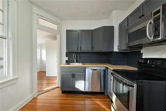 $229,000 | 2624 Jarboe Street, Kansas City, MO 64108